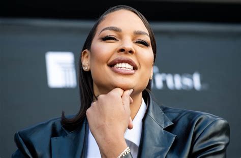 liz cambage swimsuit|Liz Cambage in Bathing Suit Shared a Special Selfie